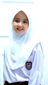 Hijab Sekolah Nyaman untuk Anak SD Hamidah