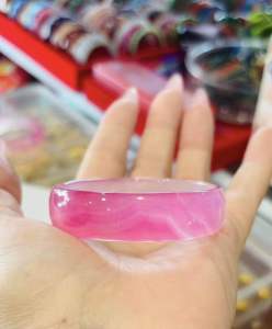 Vòng mã não bản hẹ vân hồng xinh xinh