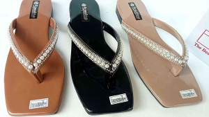 sandal wanita elegan/sandal wanita terbaru 2025/sandal perempuan/sandal jepit permata