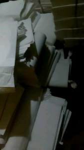 ISI 500 LEMBAR KERTAS TISU UKURAN 25X45 CM BUAT BUNGKUS SEPATUSENDALHAMPERSJILBABDAN LAIN LAIN