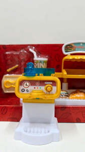 Delicious Fast Food Shop Play Pretend Toy and Role Play Like a Barista (BX4)