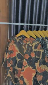 BATIK ATASAN WANITA TERBARU KEKINIAN TERMURAH BLUS BATIK WANITA MODEL TALI SAMPING DAN KANCING ALL MODERN BAJU BATIK WANITA SERAGAM PESTA RESEPSI KANTOR KERJA DINAS KEREN BISA BAYAR DITEMPAT BISA COD