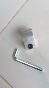 Klem Pengunci 32 mm Galah Fiber: Aksesori Pengaman Interior