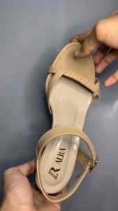 SANDAL FASHION WANITA HEELS ALBANI