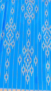 ผ้าลายกาบบัว เนื้อไหมเทียม (100x180 cm.) ยังไม่เย็บ