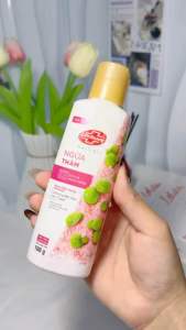Sữa Tắm Lifebuoy Detox Và Bảo Vệ Khỏi Vi Khuẩn 100g Muối Hồng & Rau Má hỗ trợ giảm mụn nhỏ gọn tiện lợi khi mang theo.