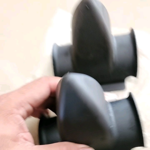 Stoper Belakang Avp Sgp 42150- 61J10-000 Mobil Peredam