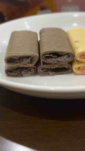 ใหม่ พัฟฟี่พาย อลิซ กำลังฮอต พายสอดไส้ กรอบนอก ไส้แน่น   ขนาด 35 กรัม/แพ็ค 1 กล่องมี 12 แพ็ค