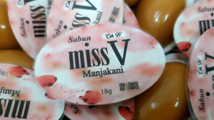 SABUN Quercus MANJAKANI MISS V #SabunMissV #Sabun Manjakani Miss V #SABUN MISS V MANJAKANI 18GM