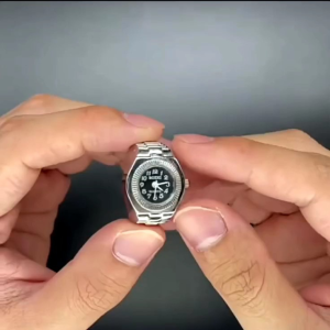 Jam cincin pria wanita cincin jam unik hidup sama seperti jam tangan umumnya. bonus batrai jam cadangan 1 pcs.