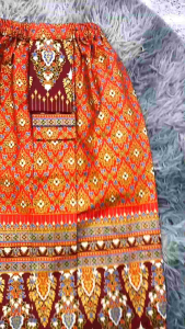 ผ้าถุงหน้านางเด็กจับจีบพิมพ์ทอง ผ้าถุงผ้าไทยเด็ก ชุดวันลอยกระทง (เฉพาะผ้าถุงอย่างเดียว)