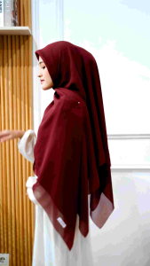 Kerudung Segi Empat Syari Terlaris: Elzahra & Polycotton