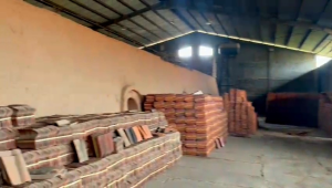 genteng Glazer Jatiwangi varian warna dekorasi rumah atap