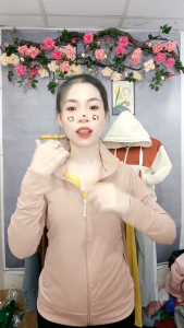 ÁO KHOÁC GÂN TĂM CỔ LỌ Thiết kế 4 túi - kiểu dáng ôm vừa đủ size từ 40kg đến 75kg vải dầy mịn QC