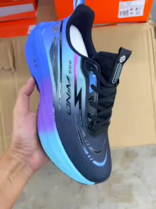 Wing Running Shoes for runner