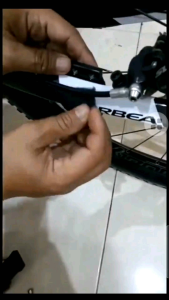 Standar Sepeda Parkir Samping Sepeda MTB Road Bike Bahan Aluminium