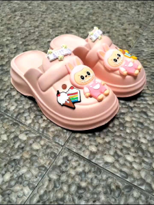 Sepatu Sandal Anak Perempuan Model Kekinian Labubu 7906-3