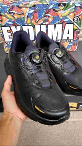 Sepatu Exduma Taliputar & Black Tali Biasa: Desain Kasual & Nyaman