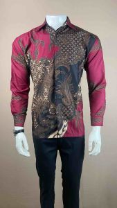 Kemeja Batik Pria Motif Mahesa Merah: Desain Tradisional & Acara Formal
