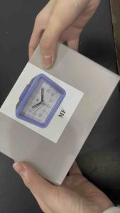 นาฬิกาปลุกตั้งโต๊ะ เสียงกระดิ่งดัง พรายน้ำ เดินกระตุก ไร้เสียงรบกวน รุ่นMF ของแท้ สินค้าพร้อมส่ง ประกันเครื่อง 1ปีเต็ม