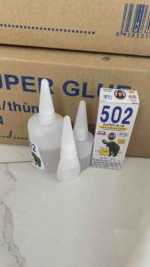 Keo 502 siêu dính ( chai nhỏ chai lớn 70g chai lớn 140g)