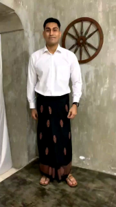 Sarung Batik Sarung pria dewasa sarung murah ukuran T120cm L220cm bahan micro bisa dipakai dipakai dimana saja. cocok digunakan untuk bonus THR tunjangan hari raya