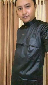 Alghin Exclusive Baju koko original Saudi Polyester Import lengan pendek hitam polos kancing import / Baju Pria Muslim Elit Mewah Berkelas dan Berkualitas