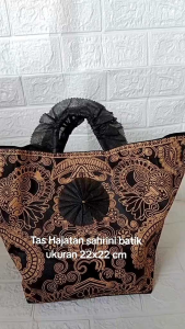 12 pcs Tas hajatan sahrini batik ukuran 22x22x29cm spunbond tebal Sedang # Goodie bag tasyakuran