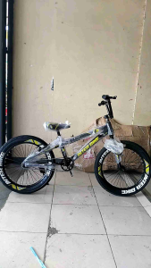SEPEDA 20 BMX ATLANTIS NEW BAN JUMBO CAKRAM REM SEPEDA 20 BMX INTER BIKE NEW BAN JUMBO