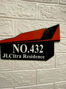 Nomerumah Akrilik Cantik Elegan