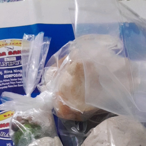 Bakso ikan sinar bahari Bandung isi 1 jumbo rudal + bumbu toping sudah komplit