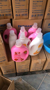 Thùng 4 Can Nước Giặt ENCHANTER 2 Lít - Siêu Đậm Đặc