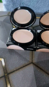 Ever Bilena Matte Face Powder Finish Make Up