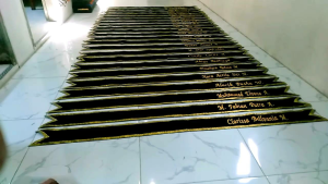 Slempang Untuk Acara Penting: Desain Elegan & Kuliah