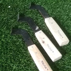 Pisau Sadap Getah Karet Baja: Alat Kebun dan Pertanian