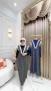 Gamis Kaos Impor Kombi: Pakaian Wanita Nyaman & Bahan Katun Berkualitas