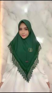 Jilbab Instan Regina Bergo Renda Cantik by Laila Hijab Wanita Muslim