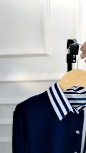 Desain Korean Style: Tunik Twotone & Kemeja Salur Terbaru