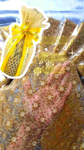 ผ้าห่อสินสอด ผ้ารองพาน ผ้าห่อชะลอม ผ้าลูกไม้ดิ้นทอง