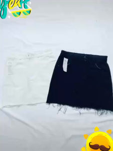 CHÂN VÁY KAKI TRƠN NGẮN SÀNH ĐIỆU RÁCH LAI 3 SIZE S M L ĐEN TRẮNG