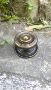 Knob Laci Lemari Meja Antik Motif Bulat Diameter 5 cm 1 Pcs