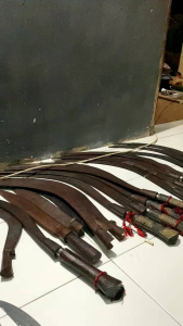 Pisau Tahan Lama & Berkualitas Tinggi: Desain Ergonomis & Tahan Banting