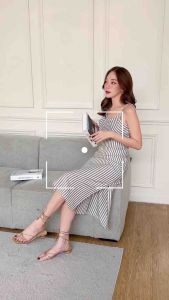 Spartan.bkk - แบลล์ดรสสายเดี้ยว ลายริ้ว สีเขียวหม่น บริเวณของ Spartan.bkk