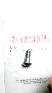 Baut Dudukan kaliper Cakram Depan Yamaha Nmax Mt25 R15 V3 lexi Mio M3