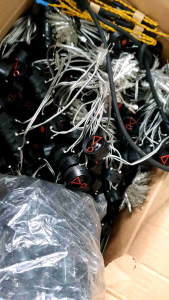 1 cặp 2 cái chép Jbl siêu bén từ neo. giá 2 cái