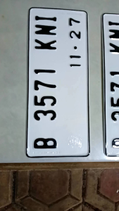 PLAT NOMOR MOTOR STANDAR BERLOGO KORLANTAS 2PCS