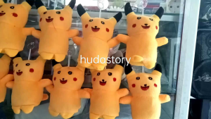 Boneka gantungan POKEMON isi 10 pcs ukuran 15 cmGRATIS CEPLOKAN KOP TEMPEL KACA TERLARIS
