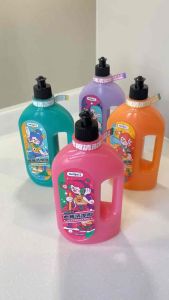地板清洁剂 (1瓶) Floor Cleaner #自从有了这个#地板清洁剂✨我家拖地真的是省心省力🌈。只要倒一点点在水桶中。拖完整个屋子都清清洁洁,干干净净。✨清洁好物🌈.
