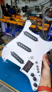 Bộ mặt nạ đàn Guitar cổ + mobin + tăng âm - Pickup đàn-