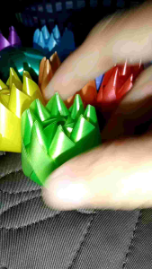 เหรียญโปรยทานดอกทิวลิป 20 ชิ้น 49 บาท